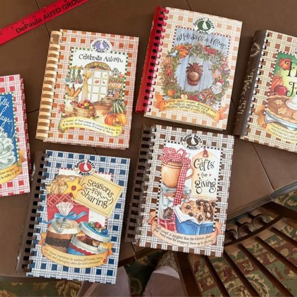 6 Gooseberry Patch Cookbooks
